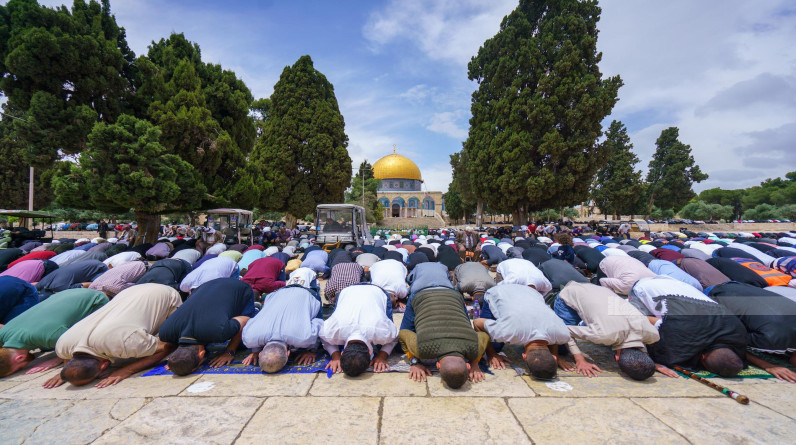 أجهزة الأمن الاحتلال تفرض قيودها على الصلاة في المسجد الأقصى خلال رمضان